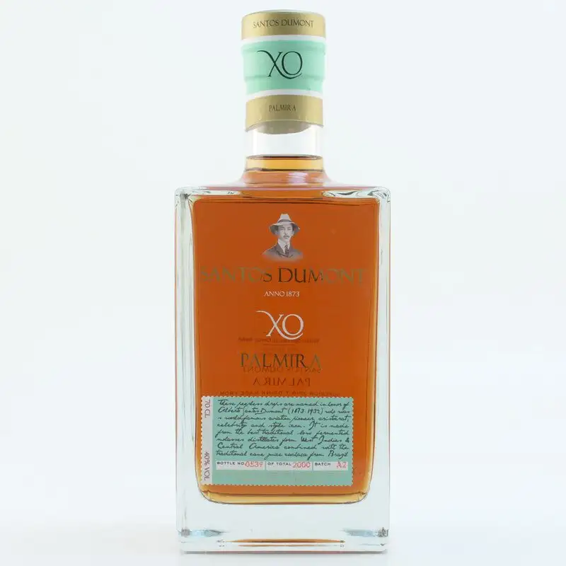 Image of the front of the bottle of the rum Santos Dumont XO Palmira