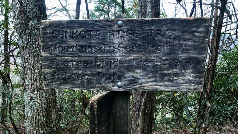 A trail sign marking the Sunkota Ridge Trail