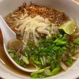 Duck cabbage and noodle soup