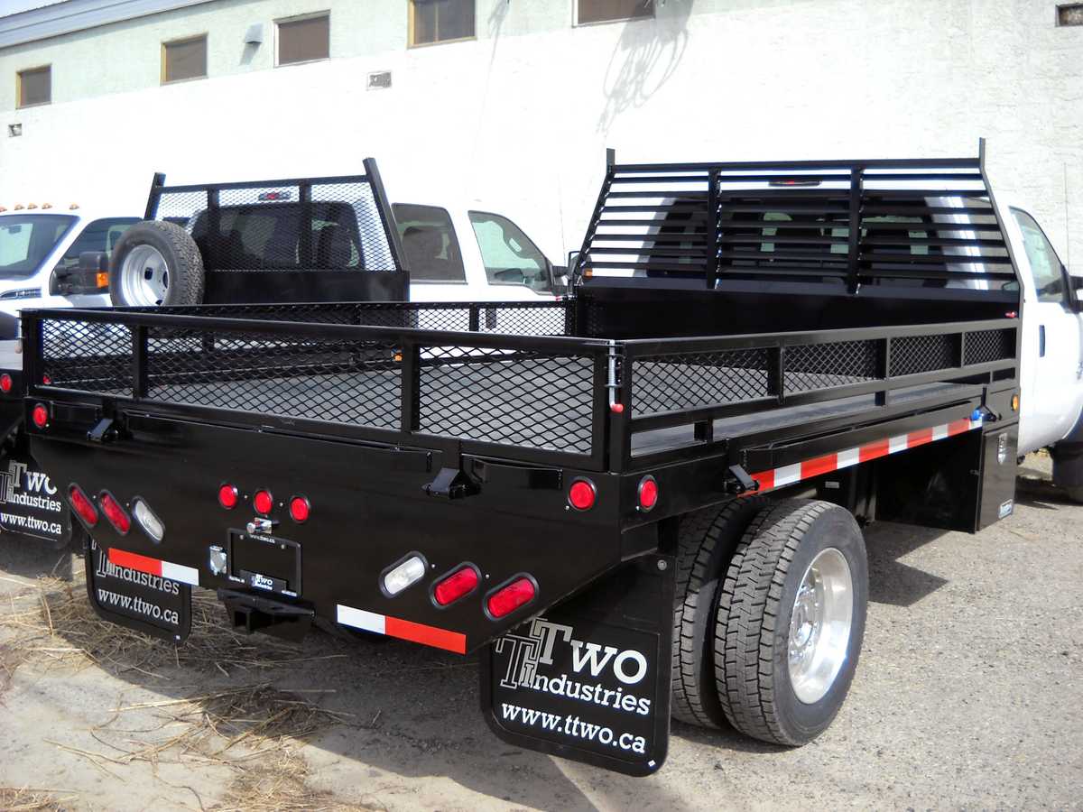 016 Flat Decks T Two Industries