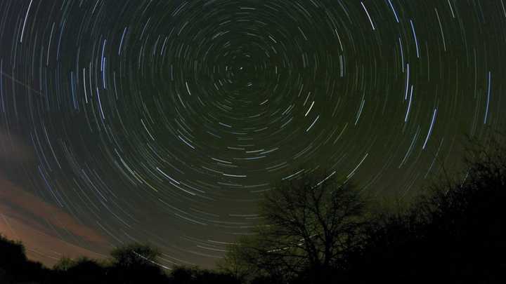Star Trails around Polaris - Approx 1.5 hours exposure time.