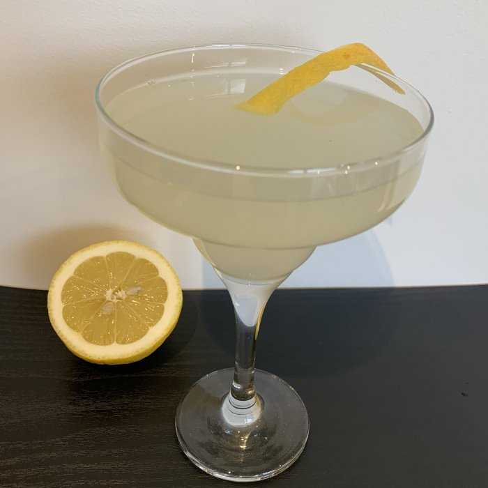 Bee's Knees Cocktail