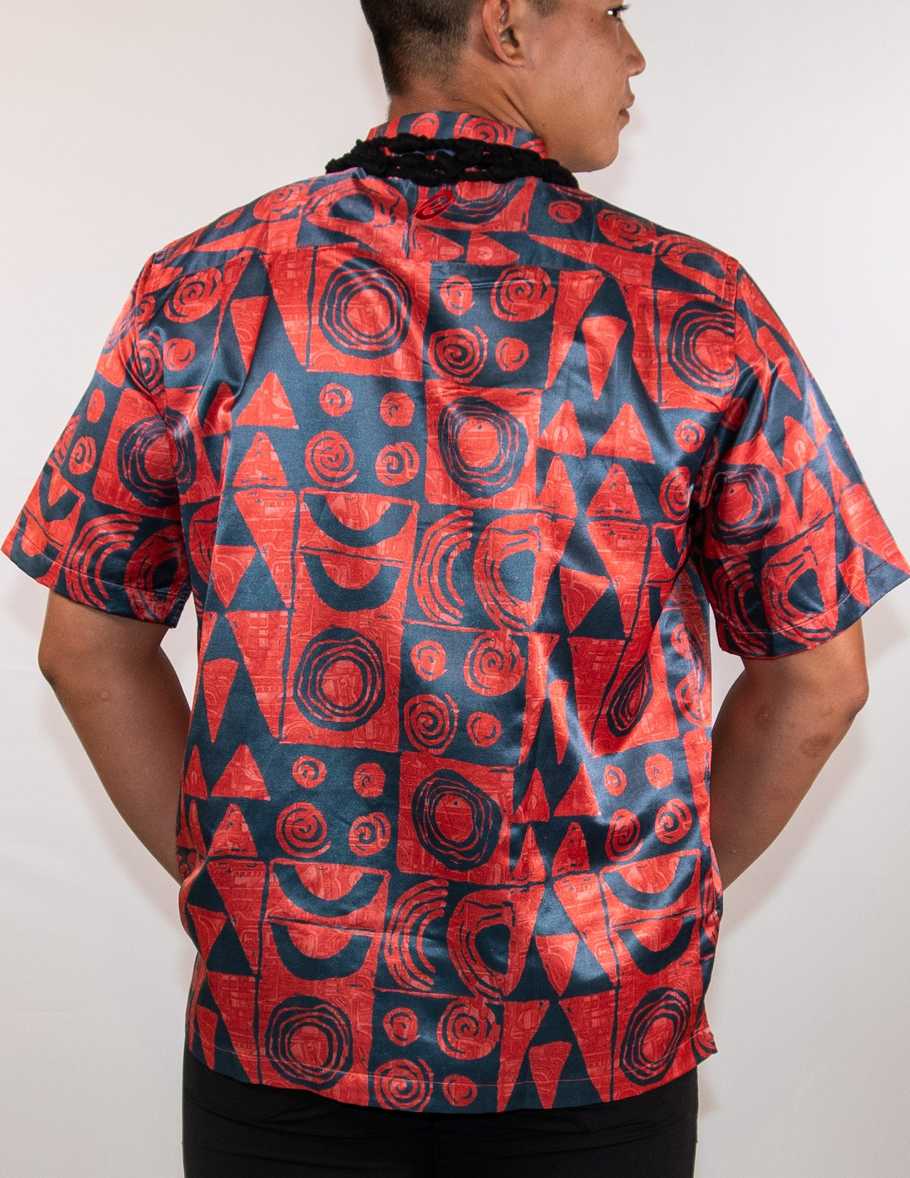 Makawalu, Button-Down Aloha Shirt