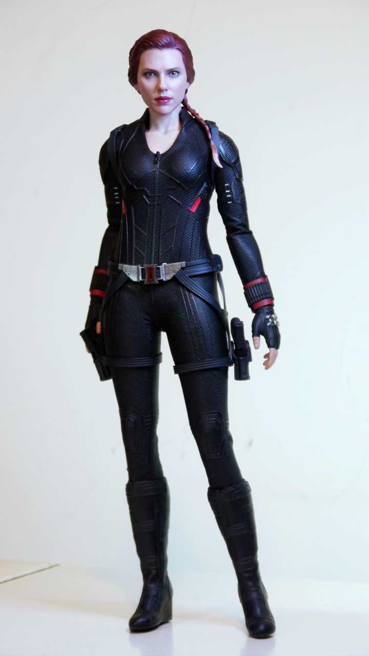 Hot Toys 1/6 MMS533 Avengers Endgame Black Widow Body with Outfit