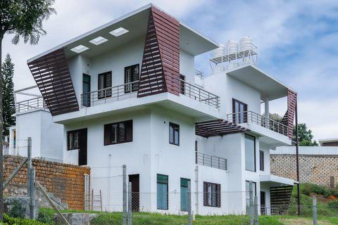 Casa Hermosa - Large 5 bedroom house for sale in Brooklands - House for sale in Brooklands, Coonoor