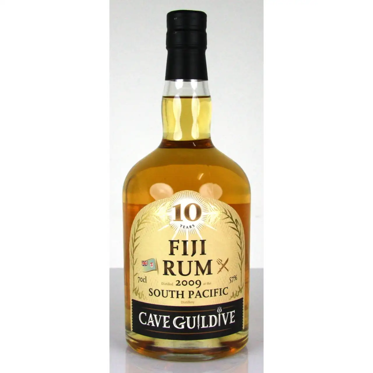 Image of the front of the bottle of the rum Fiji Rum