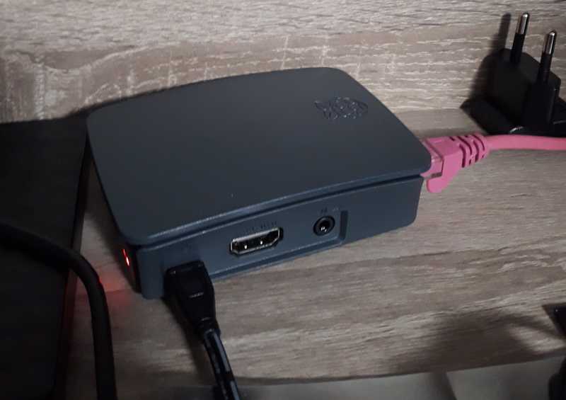 Raspberry Pi WiFi booster