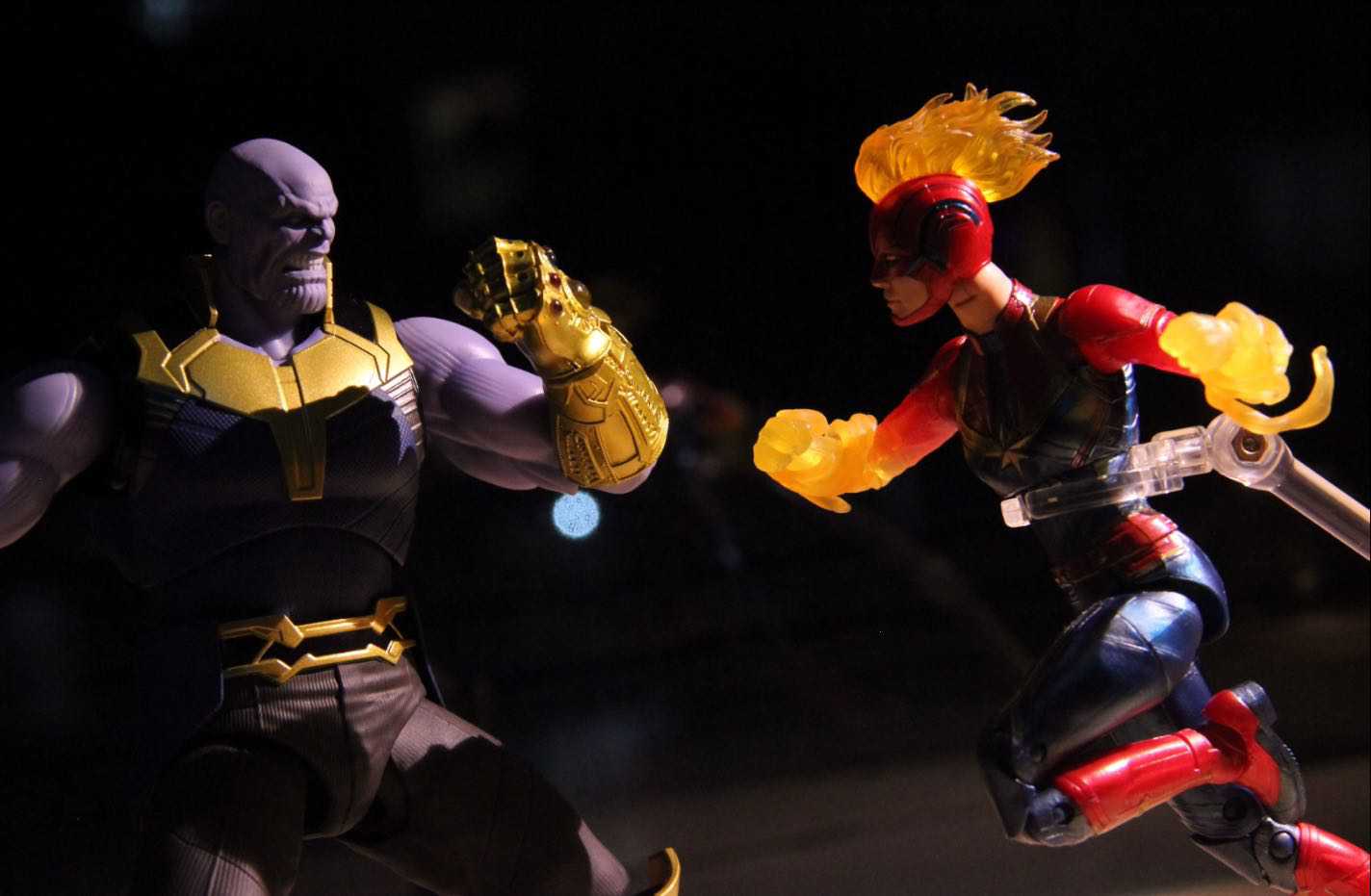 Captain Marvel vs Thanos