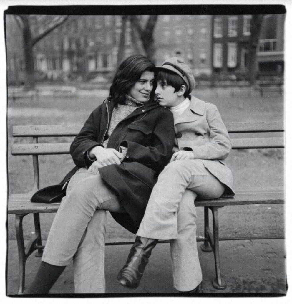Сьюзан Сонтаг с сыном Давидом. Фото: Diana Arbus / nytimes.com