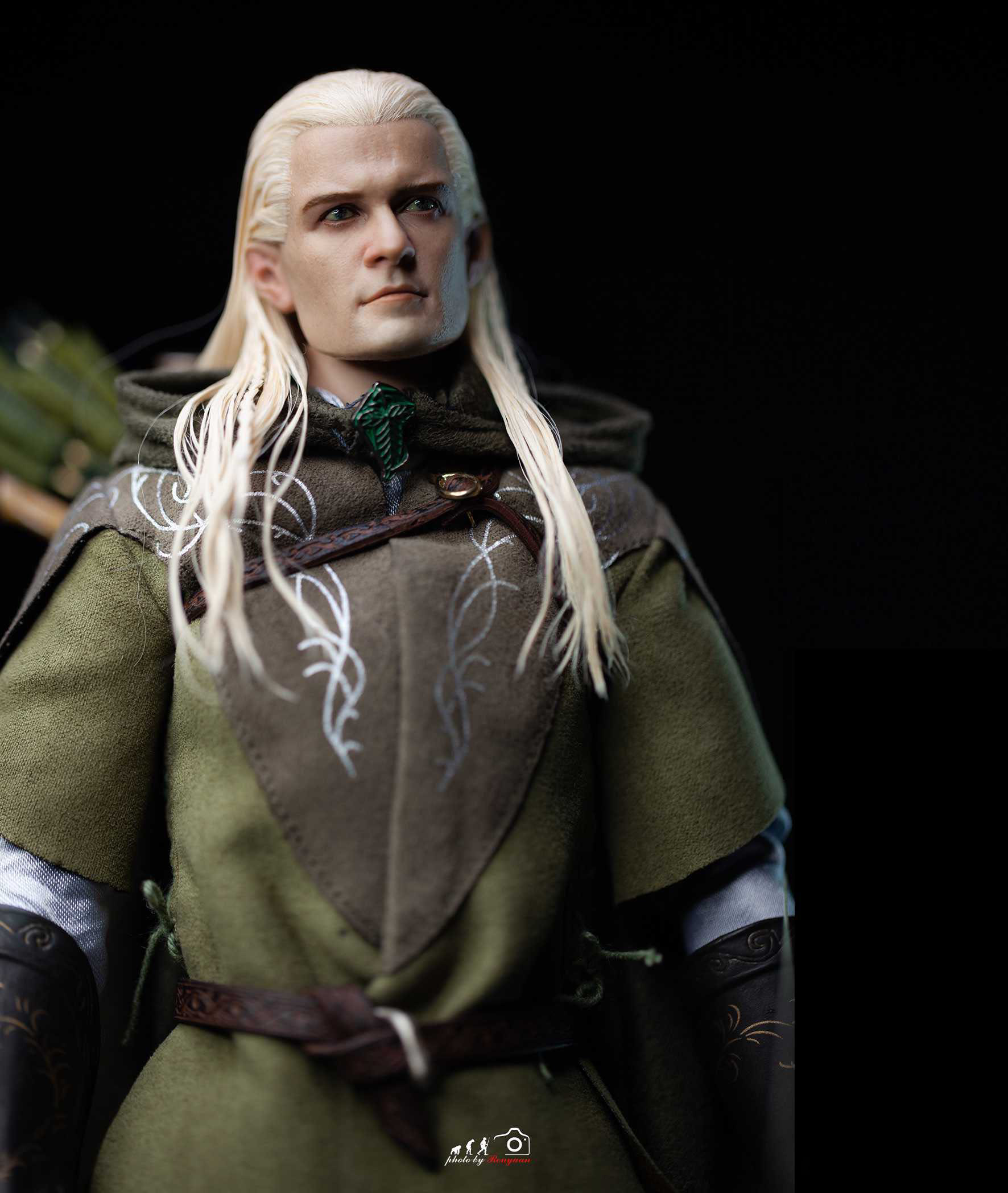 Asmus Toys Lord of the Rings Legolas | Figround