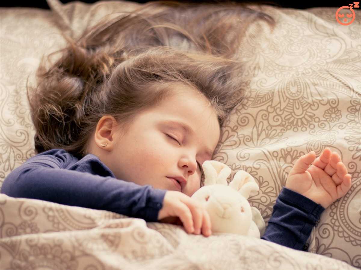 Sleeping child, mattress qualities
