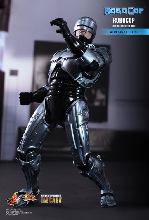 Hot Toys RoboCop MMS202D04 RoboCop 1/6th Scale Collectible Figure