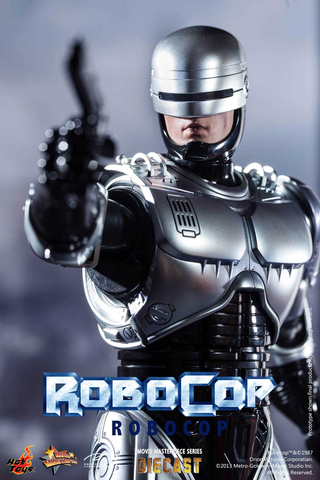 Best Metal Robot from Hot Toys | Figround