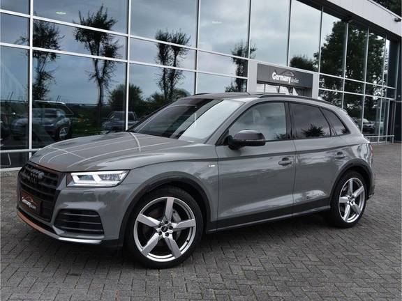 Audi Q5 3.0TDI 286pk Quattro S-Line Black Edition Pano Carbon B&O Keyless Camera 20-Inch Trekhaak