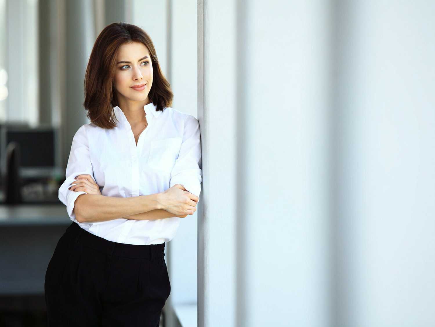 Why Women Lag Behind In Investing