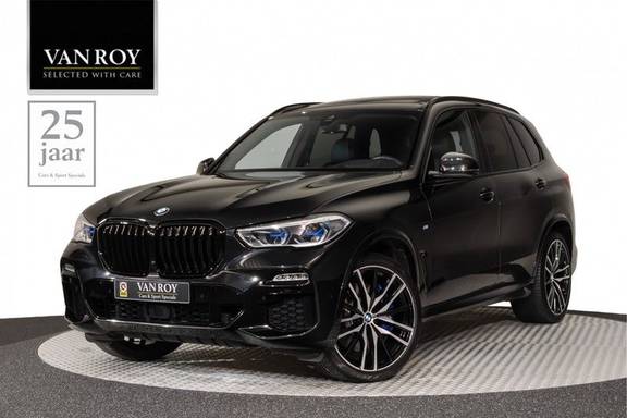 BMW X5 M40i xDrive 340pk Panoramadak VirtualCockpit ShadowLine Sportleder+Memory Head-Up HarmanKardon Luchtvering Laserlicht AmbientLight Keyless Sportuitlaat 22” 360Camera ParkAssist Pdc