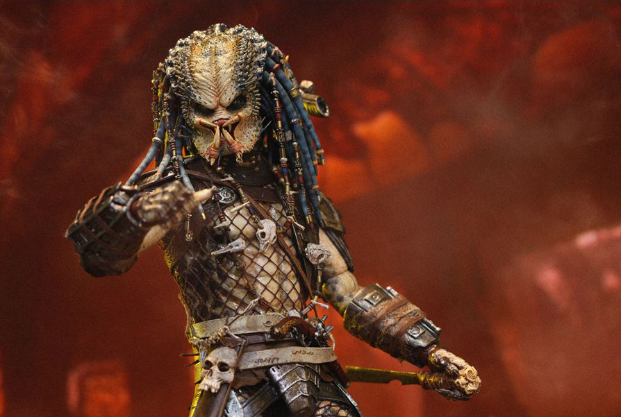 Hot Toys Predator 2 MMS233 Elder Predator 1/6th Scale Collectible Figure