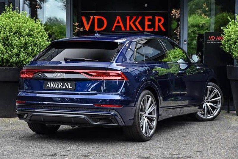 Audi Q8 55 TFSI S-LINE+23INCH+PANO.DAK+360CAM+BLACKLOOK afbeelding 2