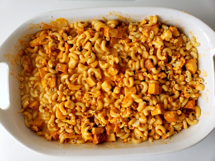 Baked buffalo cauliflower and tofu casserole