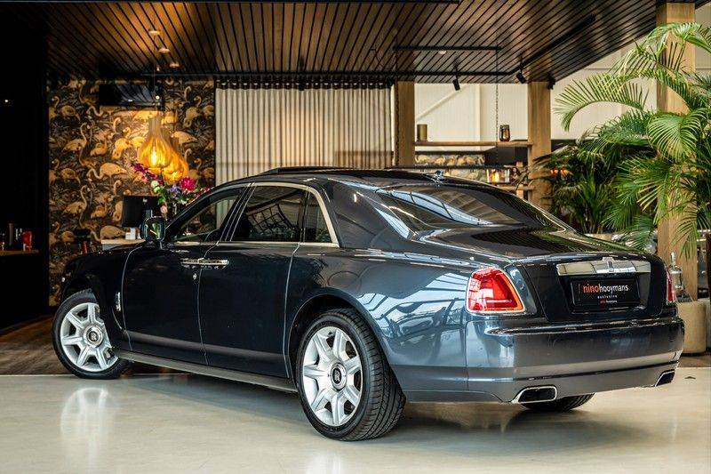 Rolls-Royce Ghost 6.6 V12 | HUD | Night vision | Panoramadak | Stoel koeling en verwarming | Recent grote beurt gehad met remblokken en schijven voor 7800,- afbeelding 3