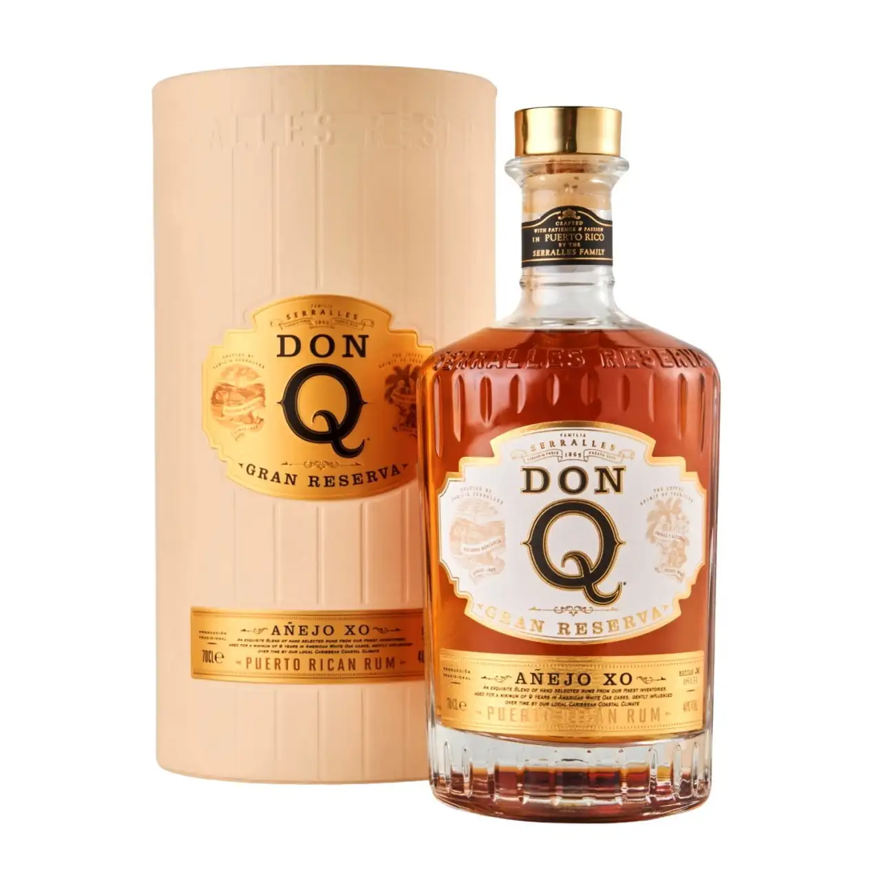 Image of the front of the bottle of the rum Don Q Añejo XO