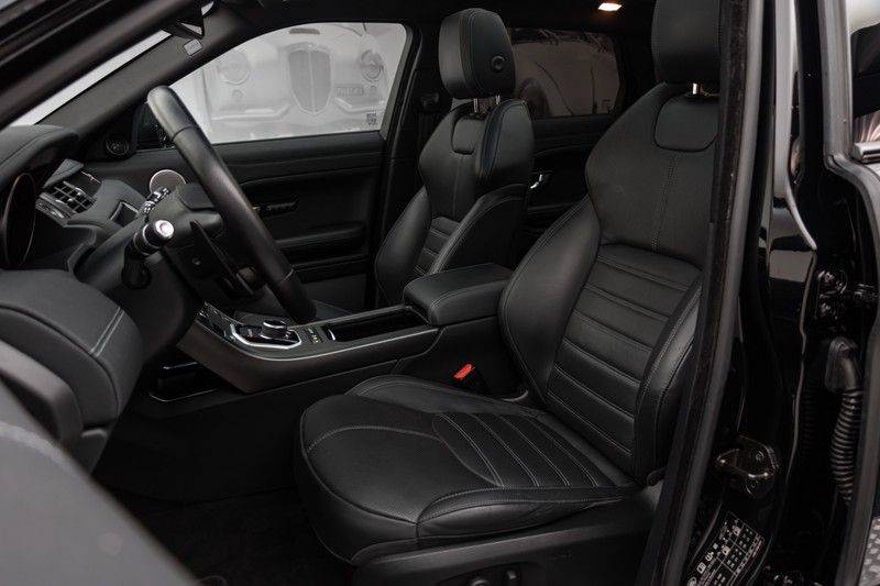 Land Rover Range Rover Evoque 2.0 Si4 240pk HSE Dynamic AWD Aut9 Black Pack Panoramadak Volleder Navi Ambientlight MeridianSound Led Privatglass DAB Camera 20" Pdc afbeelding 2