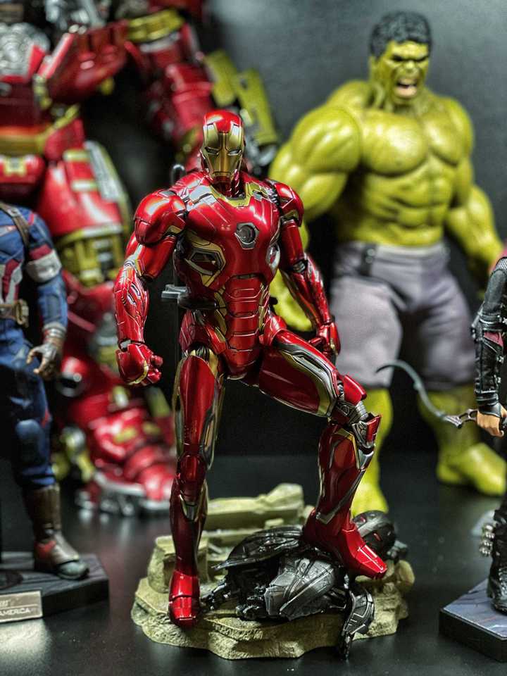 Hot Toys Civil War Collections