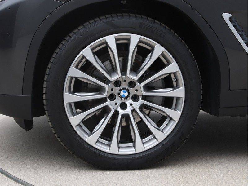 BMW X3 sDrive20i Launch Edition High Executive 20 inch afbeelding 22