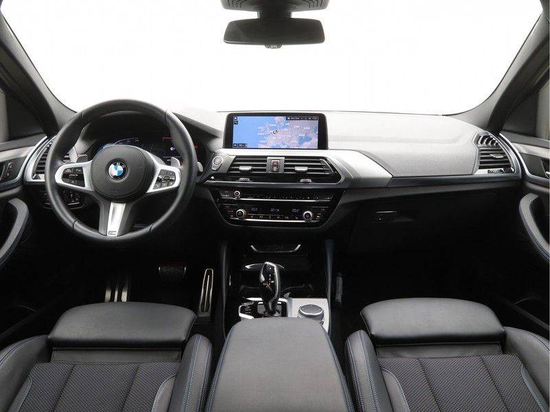 BMW X4 xDrive20i Executive M Sport afbeelding 13