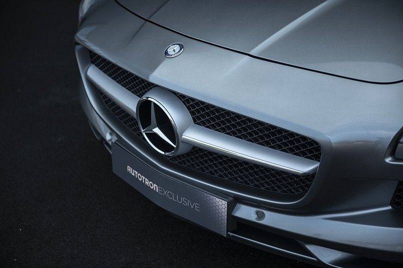 Mercedes-Benz SLS Roadster 6.3 AMG Carbon Pack + MIDDLE GRAY HIMALAYAS + Full Carbon Motor afdekking afbeelding 13