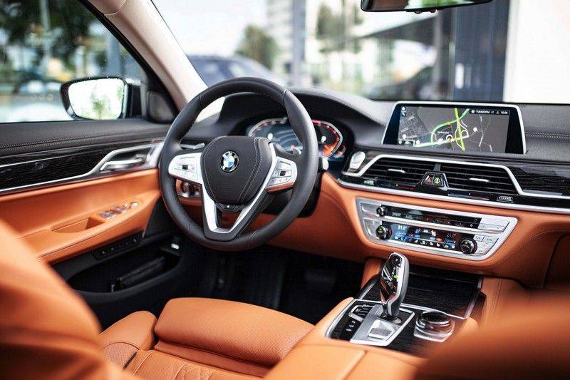 BMW 7 Serie 740d xDrive *ACC / Schuifdak / Harman-Kardon / Trekhaak / Laser / HUD* afbeelding 4