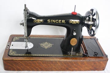 And Model 66 Hand Crank SINGER 15 sewing machine Model 15 