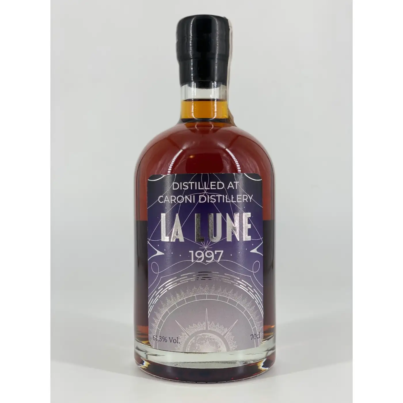Image of the front of the bottle of the rum La Lune
