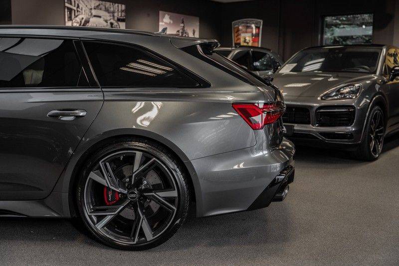 Audi A6 Avant RS 6 TFSI quattro Keramisch B&O Panorama afbeelding 17