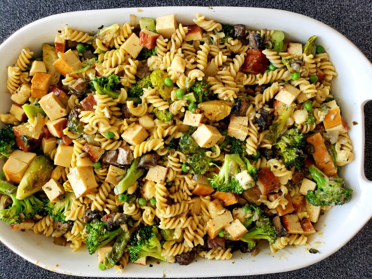 Vegan fusilli casserole with tofu chunks