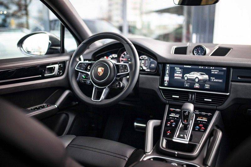 Porsche Cayenne 2.9 S Coupé *BOSE / Sportdesign / 4 Wielbesturing / Memory / Sport Chrono / HUD* afbeelding 4