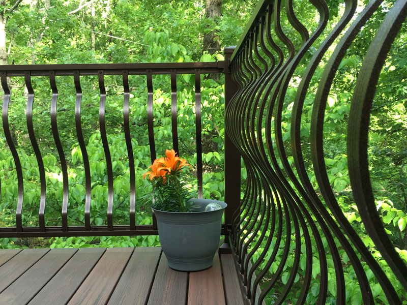 Square and Cuved Aluminum Baluster Railings