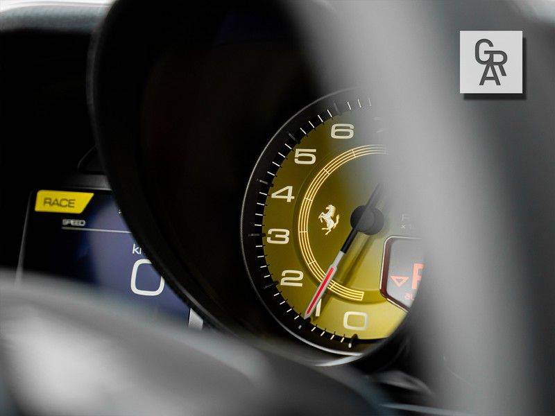 Ferrari 812 Superfast 6.5 V12 HELE | Daytona Carbon Seats | Lift | afbeelding 18
