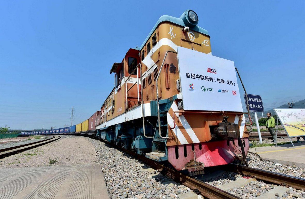 oh my god twitter doesn’t include alt text from images in their API