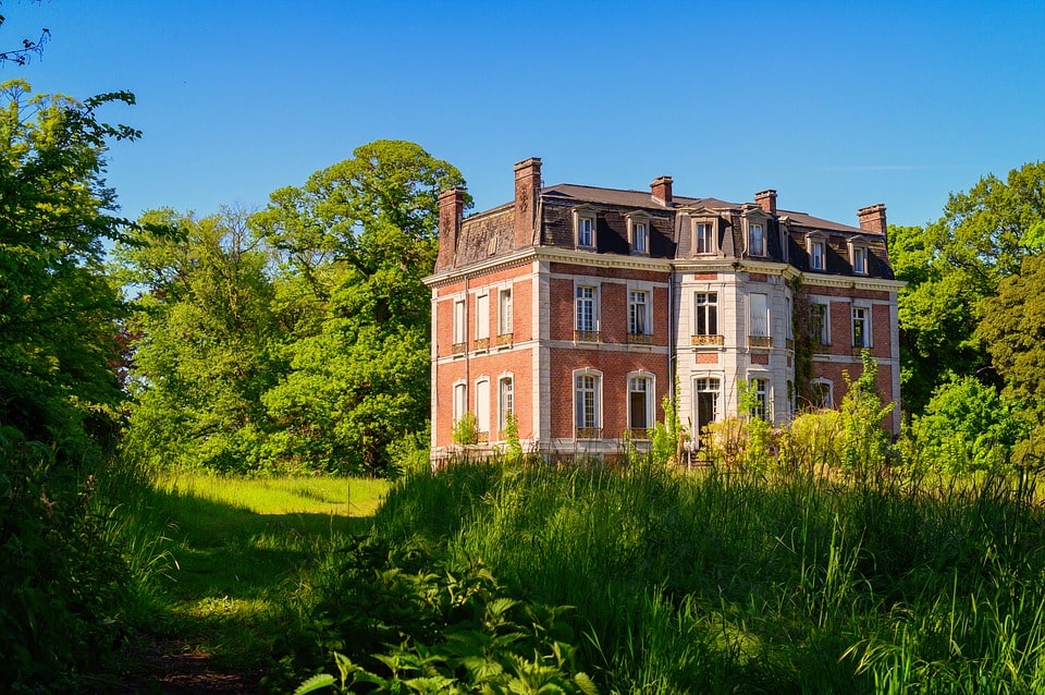 Chateaux For Sale in France