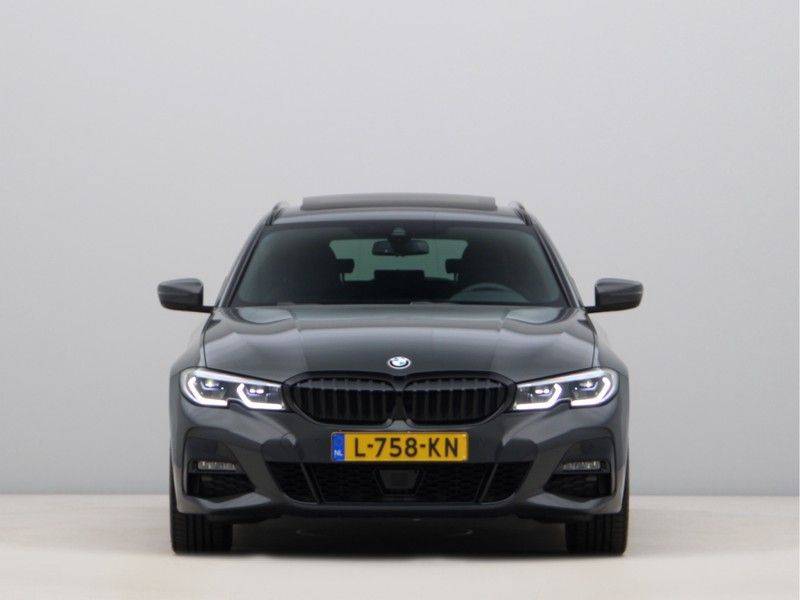 BMW 3 Serie 320e Touring High Exe M-Sport afbeelding 6