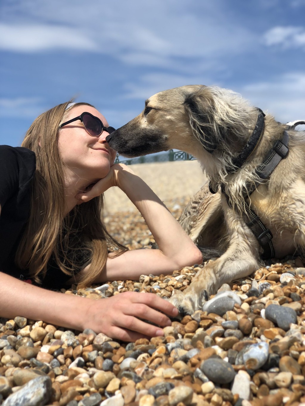 Suze on the beach with Jem, while at a housesit in Hove