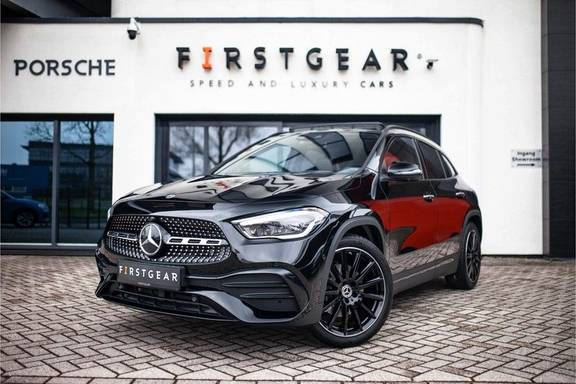 Mercedes-Benz GLA 200 AMG Line *Pano / HUD / Memorystoelen / 360 Cam / Burmester*