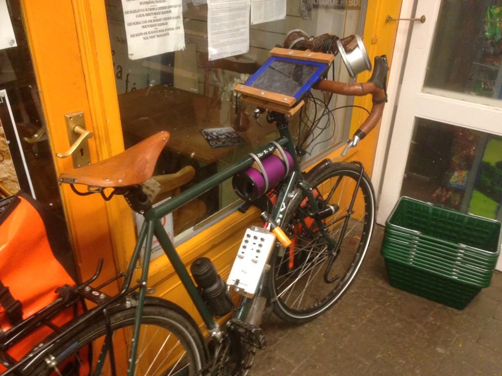 oh my god twitter doesn’t include alt text from images in their API