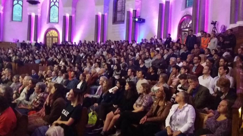 oh my god twitter doesn’t include alt text from images in their API