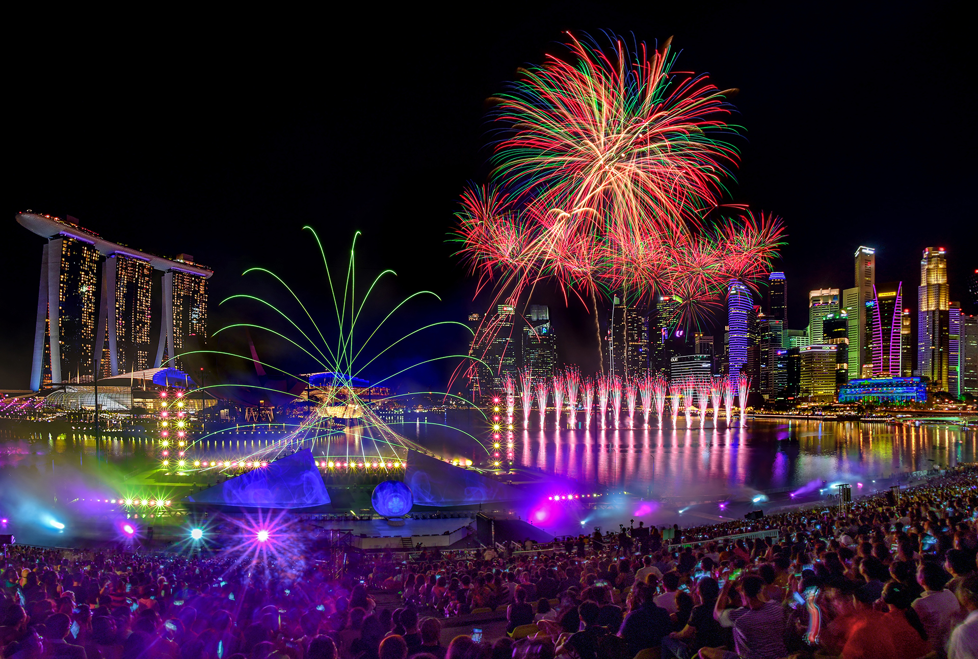 Marina Bay to be graced with 90minute musical show with fireworks as