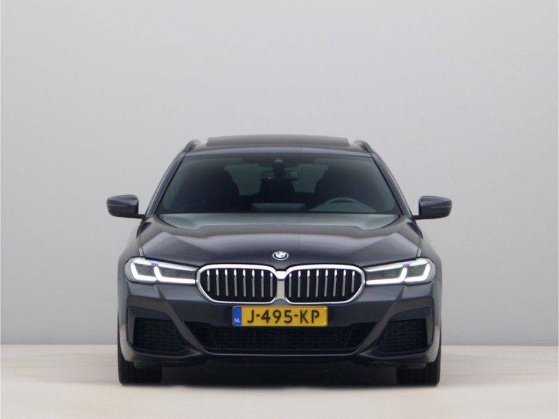 BMW 5 Serie 520i Touring High Executive Edition afbeelding 6