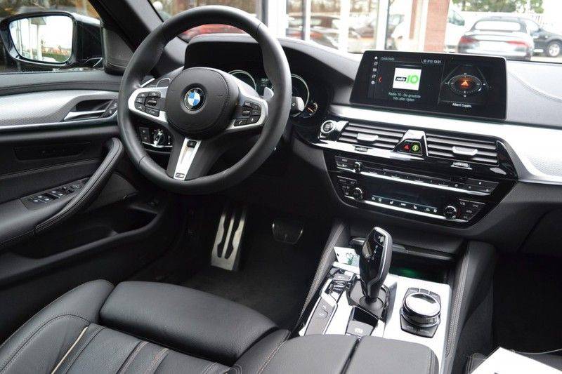 BMW 5 Serie touring 530d xDrive M sportpakket NW 110.000,- afbeelding 5