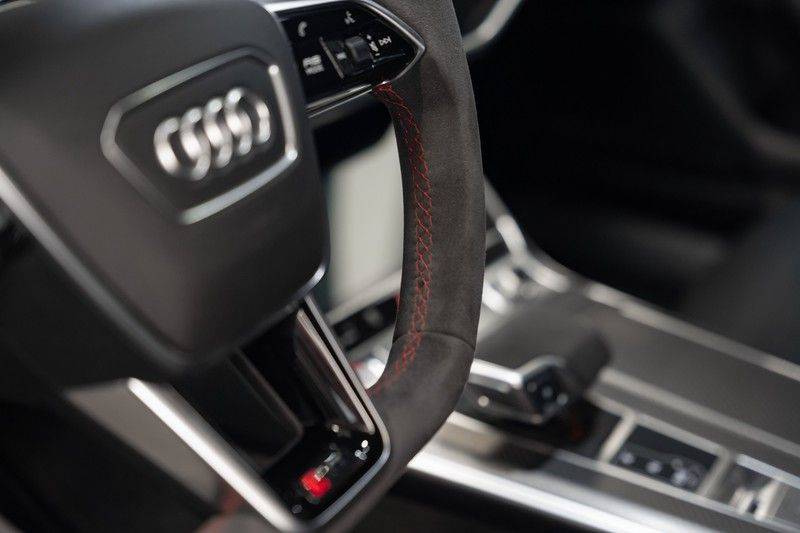 Audi A6 Avant RS 6 TFSI quattro Akrapovic B&O Panoramadak afbeelding 24