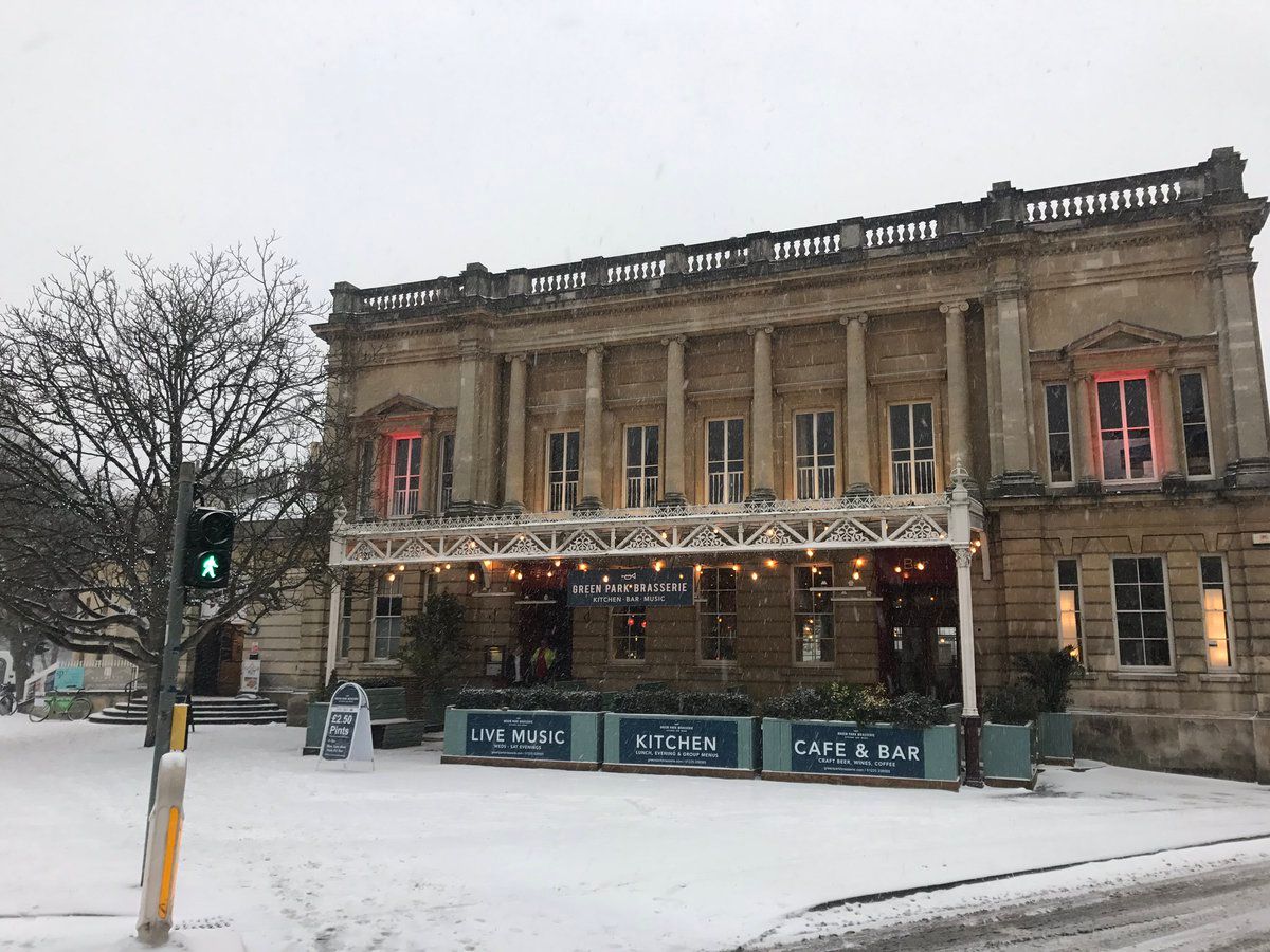 oh my god twitter doesn’t include alt text from images in their API